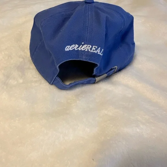 Lazy Sunday Blue Cap Aerie - Picture 3 of 8